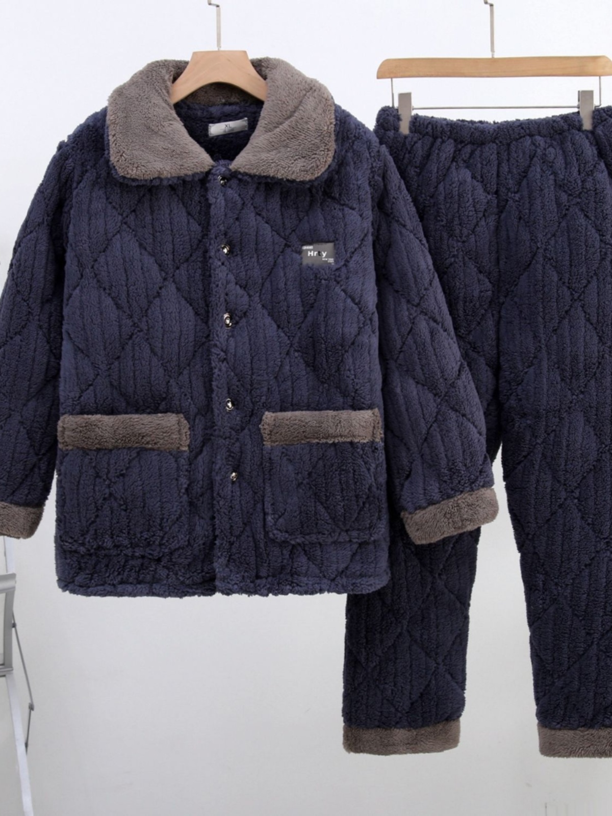 新品冬季款珊瑚绒男士睡衣三层夹棉加厚加绒法兰绒超厚家居服保暖