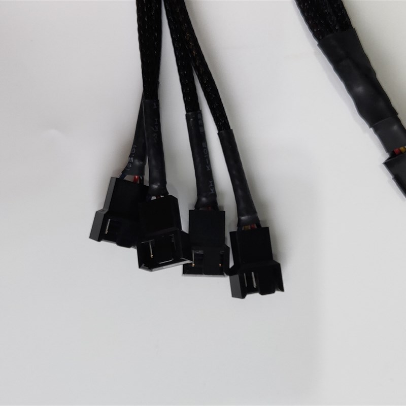 机箱风扇温控4pin一分二/三/四线4p1分2/3/4拓展延长线3pin集线器