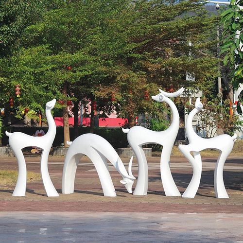 户外玻璃钢艺术鹿摆件公园园林庭院售楼部仿铜梅花鹿雕塑花园景观