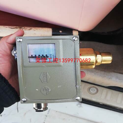 【荣强工控】上海远东仪表厂0811600压力控制器，0.03-1MPa，