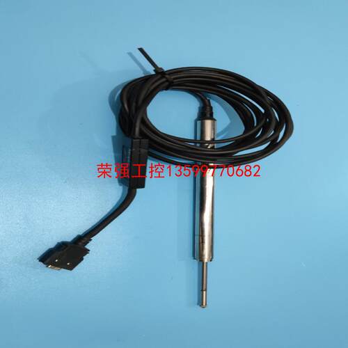 【荣强工控】基恩士位移传感器 AT-030V 成色一般