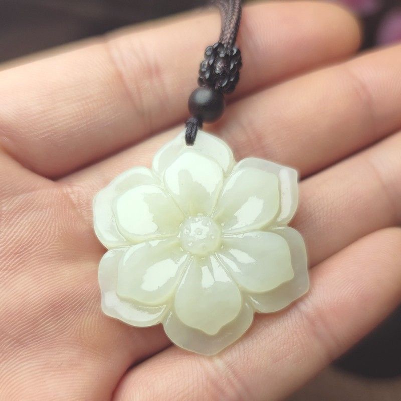 天然玉石吊坠男女幸运花朵玉坠花开富贵玉石挂件项链今年流行项链