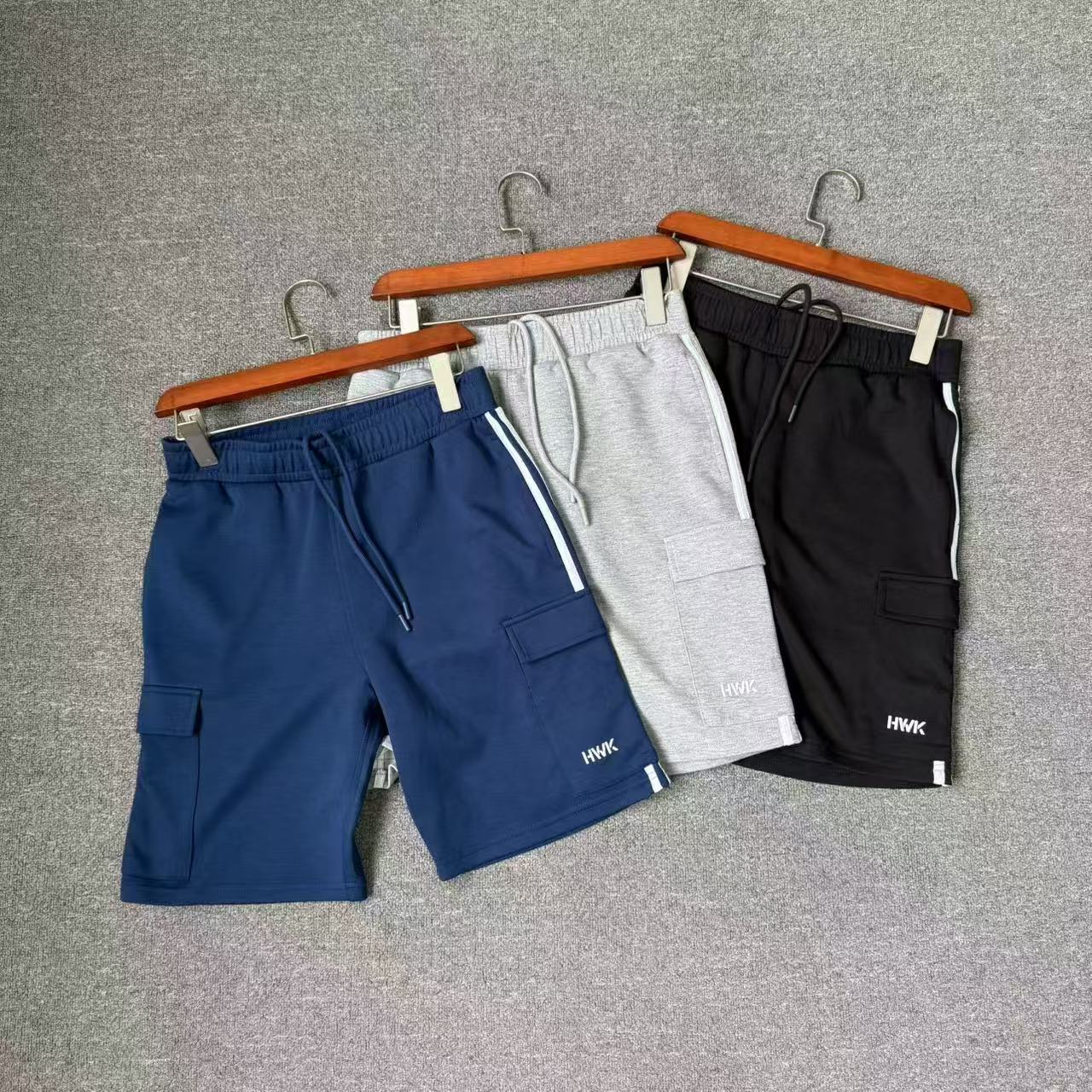 飞姐外贸小铺超值福利运动面料男士休闲沙滩短裤多袋白条拼好穿