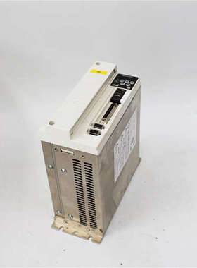 MEDDT7364LS1 伺服驱动器