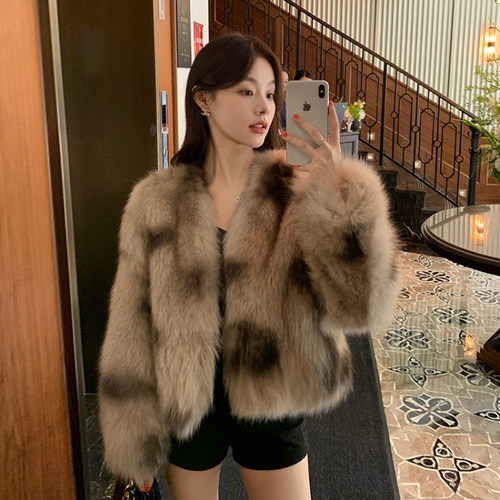 皮草女新款环保毛毛外套年轻短款