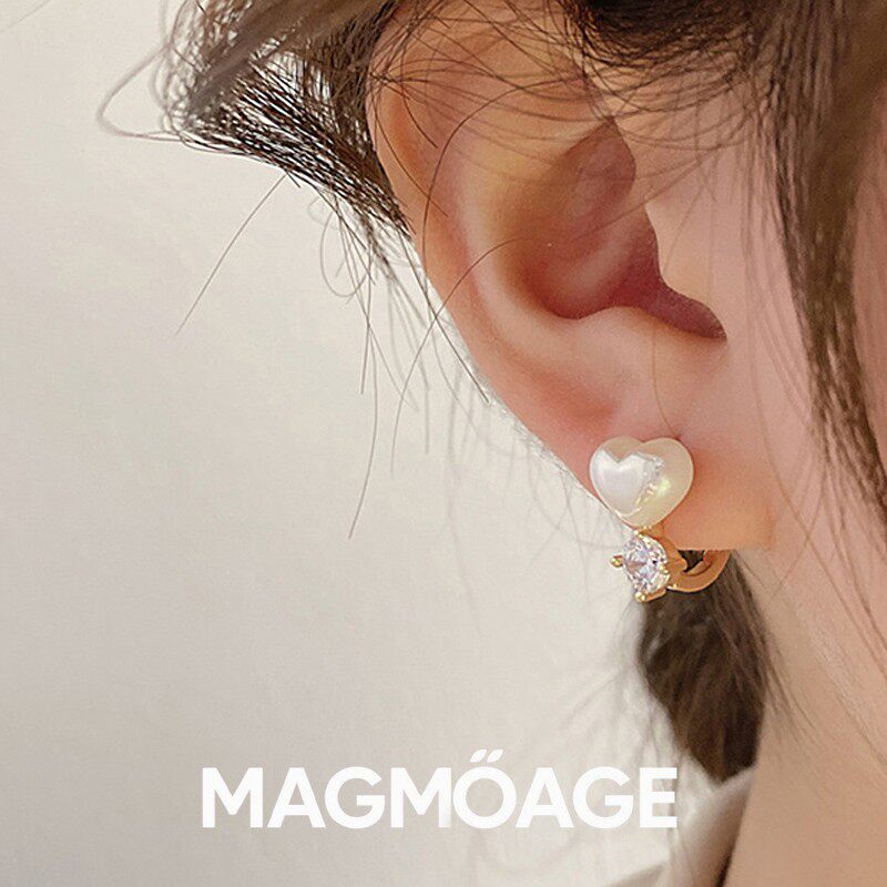 法国【设计师】MAGMOAGE白色珍珠爱心耳扣?小众设计感新款耳饰女