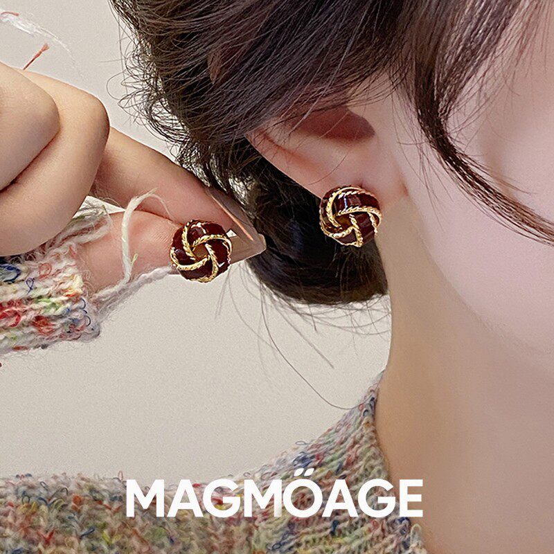 MAGMOAGE珐琅同心结耳钉