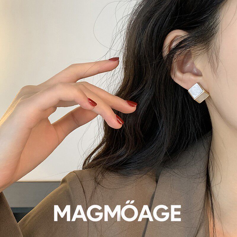 法国设计师MAGMOAGE立方体耳钉