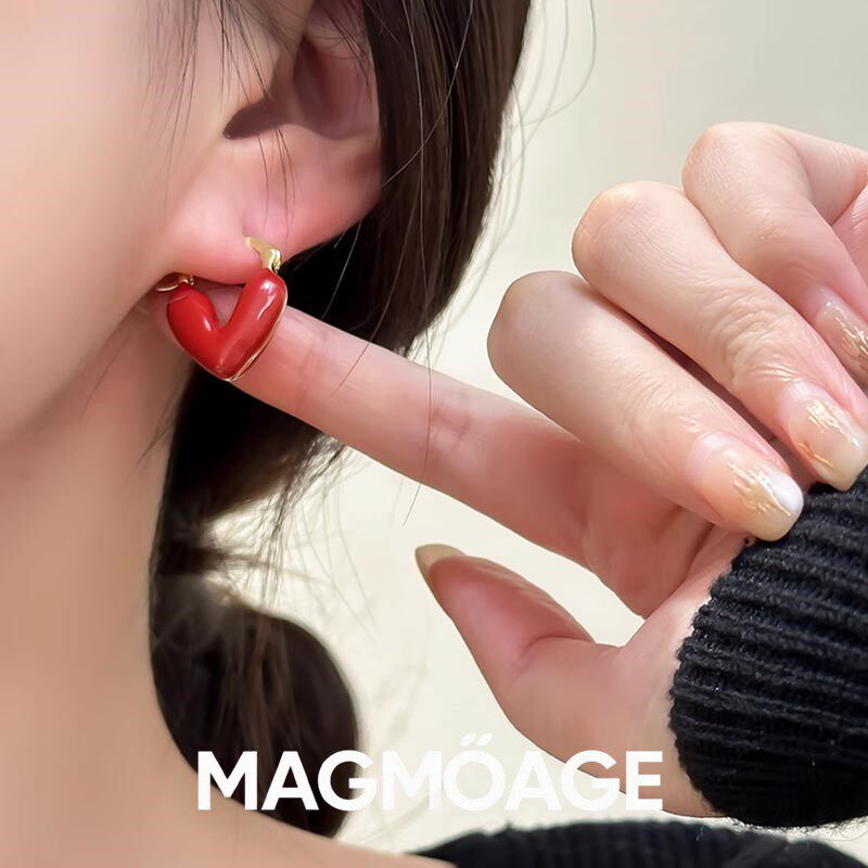 法国设计师MAGMOAGE爱心耳环