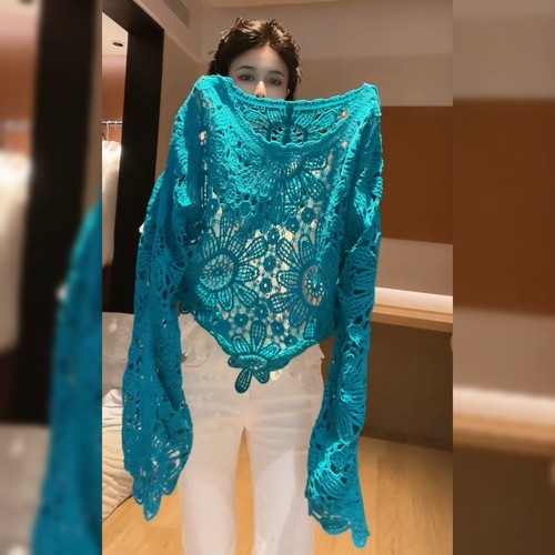 设计感重工镂空蓝色上衣女