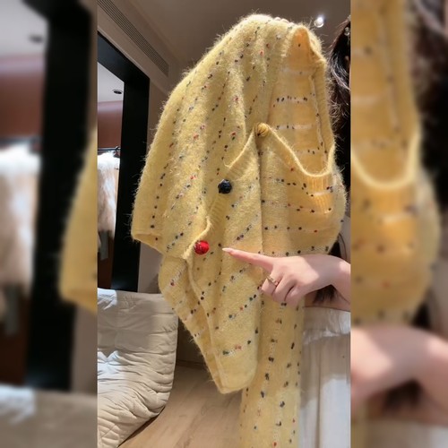 时尚慵懒风黄色针织开衫女