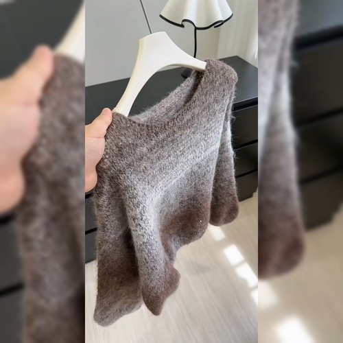 设计感重工渐变咖色毛衣女