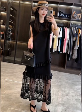 设计感蕾丝拼接小黑裙女
