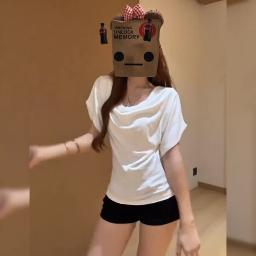 高级感荡领白色短袖上衣女