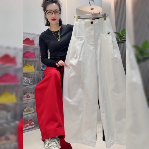 时尚洋气百搭白色弯刀裤女