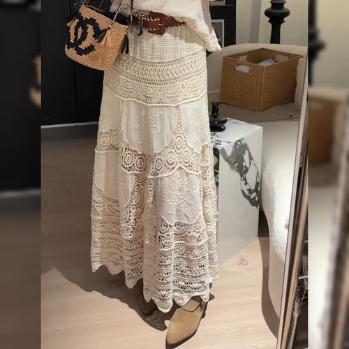 韩系重工镂空杏色半身裙女