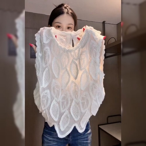 别致高级感花边白色上衣女
