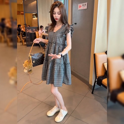 欧洲站欧货黑色V领连衣裙女