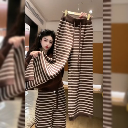 韩系条纹慵懒风咖色休闲裤