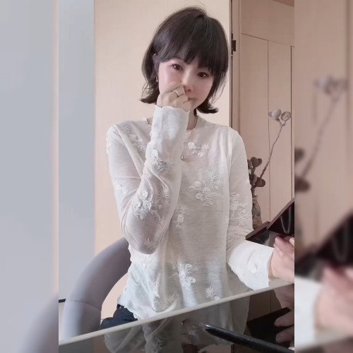 韩系重工刺绣白色上衣女