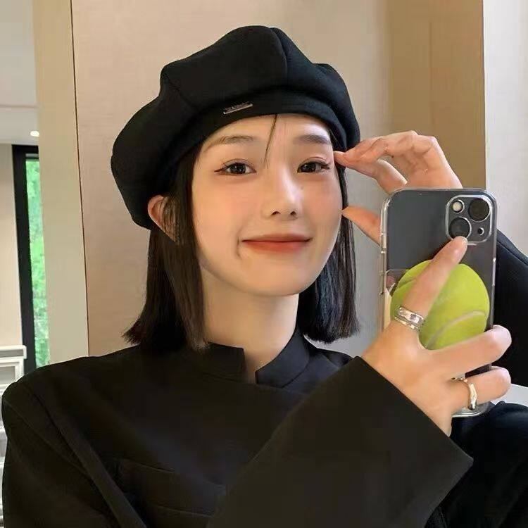 网红贝雷帽女日系洋气秋冬新款复古金属贴片时髦百搭上镜画家帽子
