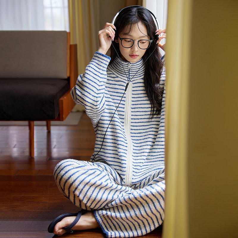 微醺小姐半边绒家居服
