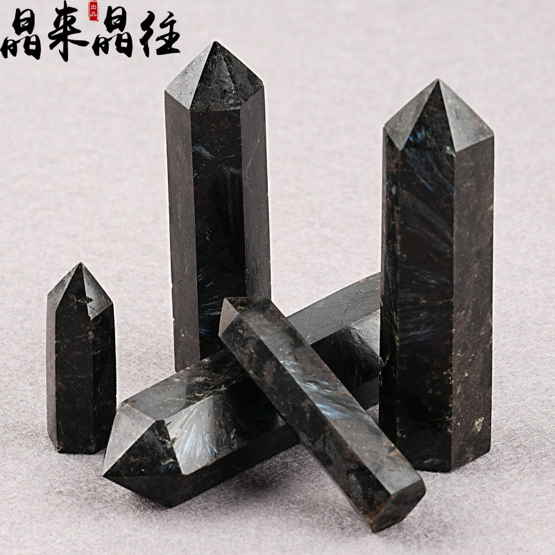 天然烟花石榴石六棱柱摆件蓝闪石单尖黑龙晶共生水晶柱子消磁净化
