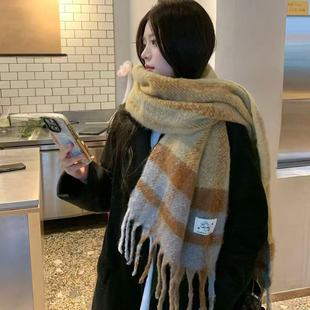 格子围巾女冬季韩系氛围感保暖百搭围脖仿羊绒加厚长款流苏大披肩
