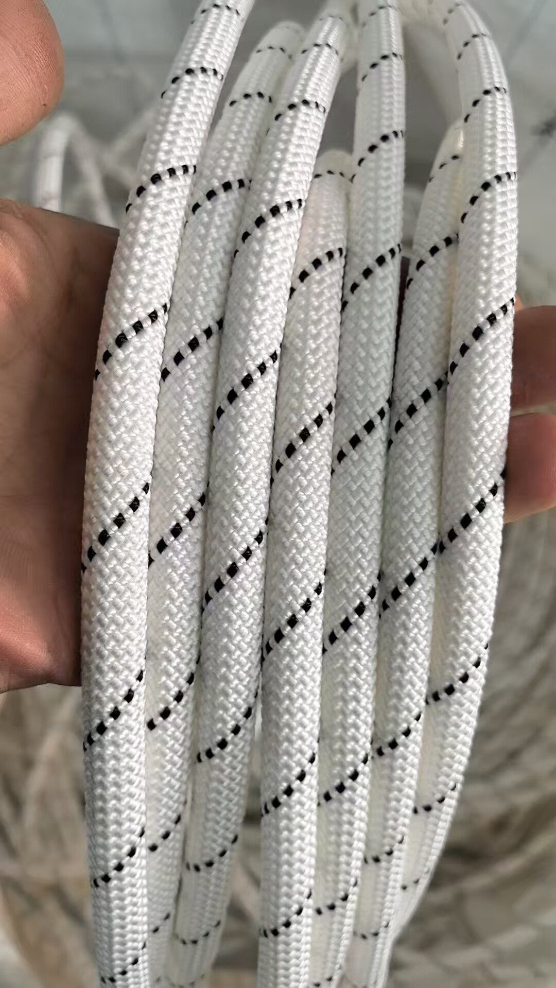 10.5毫米静力绳小白绳国标安全绳电升专用绳爬升机专用绳涤纶绳