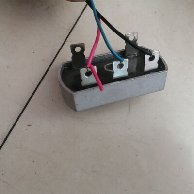 12V24V36V48V60V72V220V伏低速三相无刷交流风力发电机200瓦水力