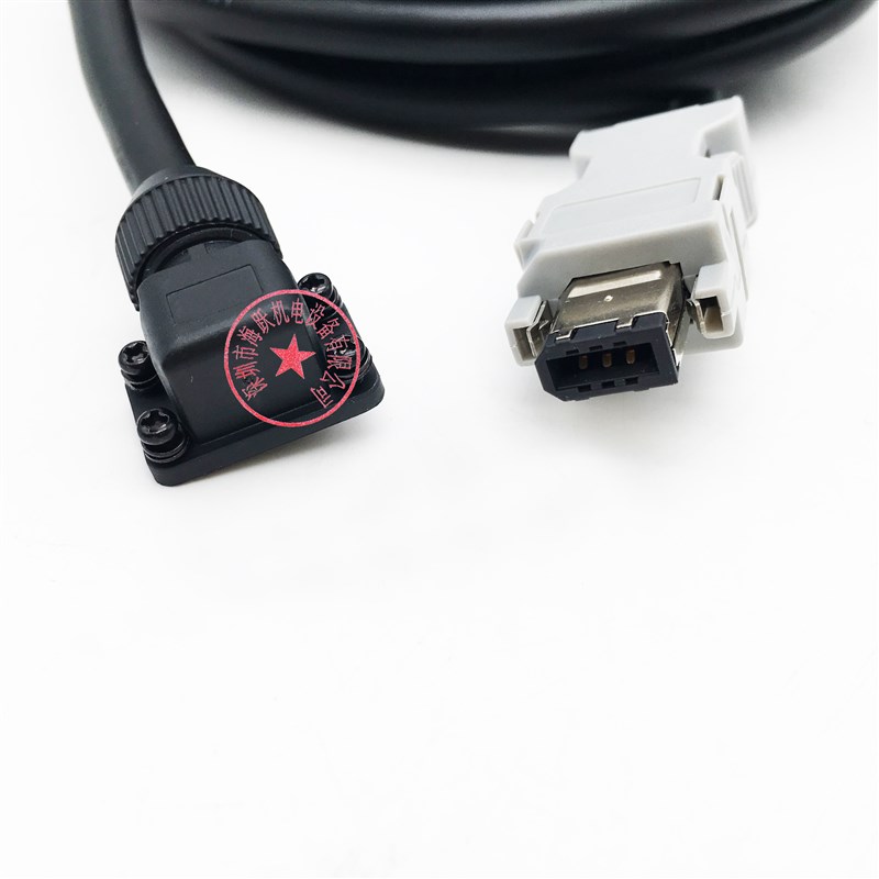 伺服拖链线 R88A-CR1A015CF R88A-CR1A020CF R88A-CR1A025CF