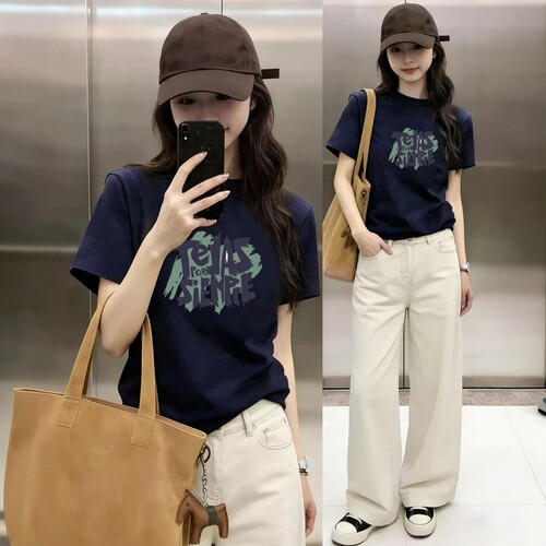 简约字母印花夏季新款正肩短袖T恤女胖MM小众学院风百搭显瘦上衣