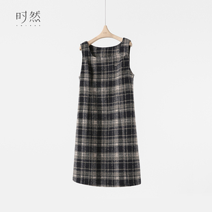 简约设计感百搭温柔格子背心连衣裙 法式 时然大码 微胖MM24冬新款