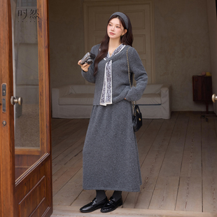 新款 时然大码 毛衣毛衫 女生上衣设计V领气质针织衫 微胖MM25年冬装