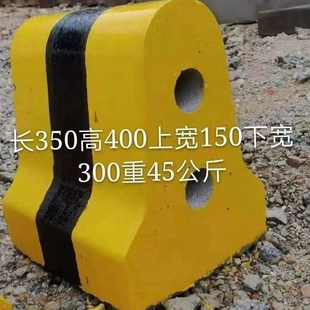 精选混泥土水泥墩停车场安全隔离墩小圆头石墩隔离墩石马警示