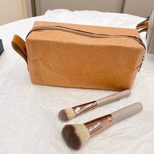 轻便洗漱包2025新款女出差旅行男简约大容量防水便携杜邦纸收纳包