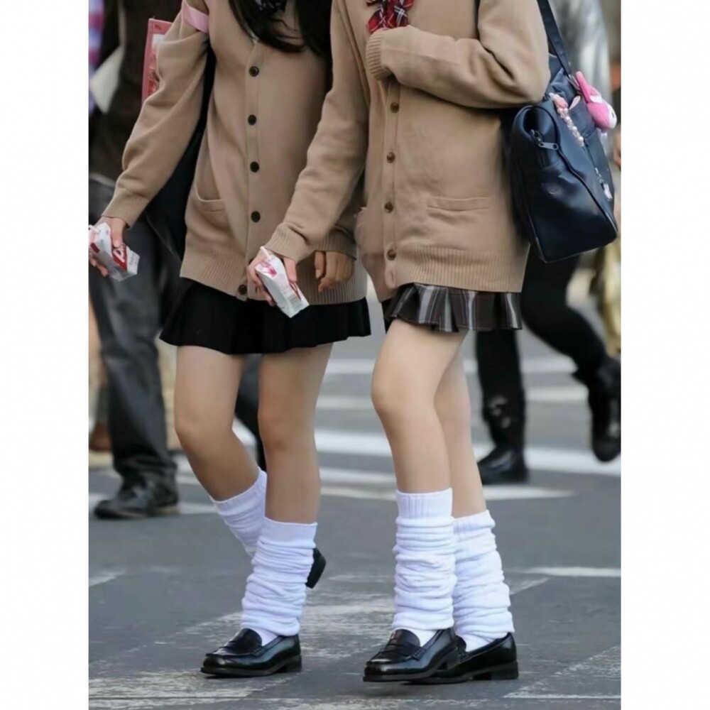 一朵云cloud 日系经典 jk校供泡泡袜中筒长筒堆堆袜套白色大象袜