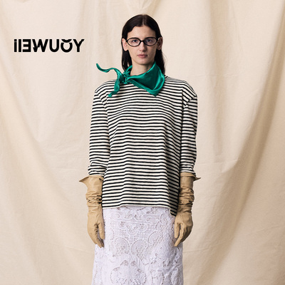 有尾定型三角巾条纹长袖T