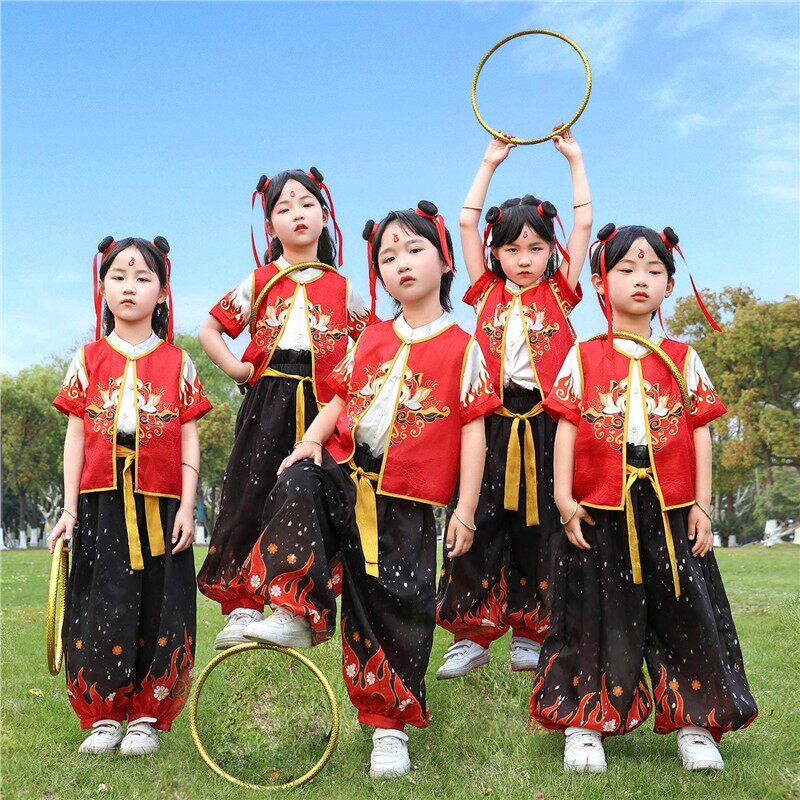 哪咤儿童服装小孩cos小哪吒衣服套装舞蹈表演服幼儿园六一演出服