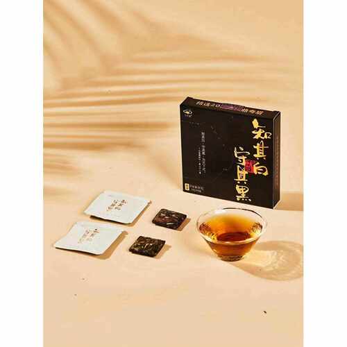新疆包邮薄片茯茶茯茶盒装便携免撬金花茶金花白茶