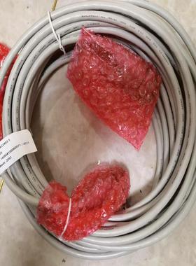 3hac040503-0013hac2493-1,