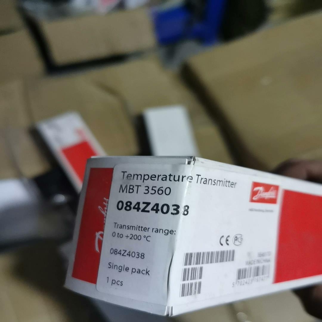 MBT3560-084Z4038温度变送器全新3支 议价