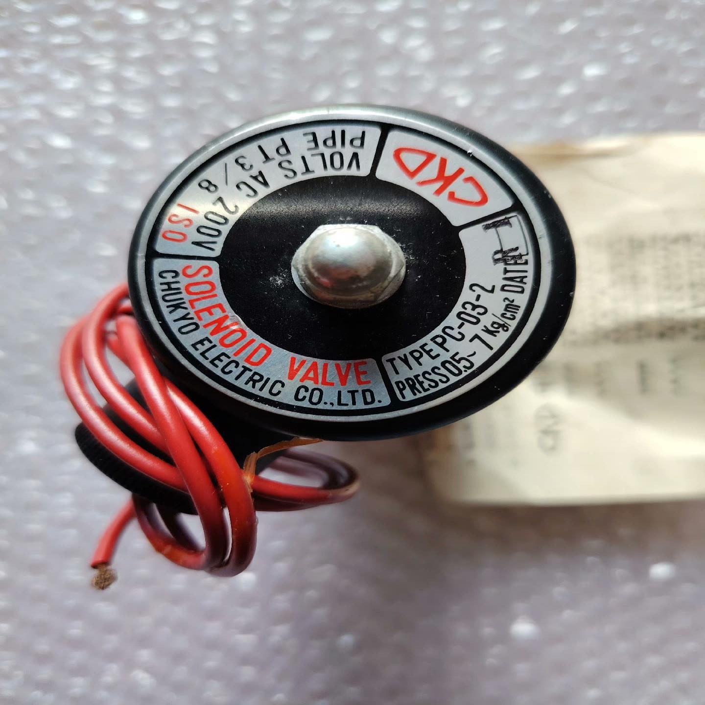 (设备配件)过TYPE  未-使用 2-电磁阀03CKD 库存PC