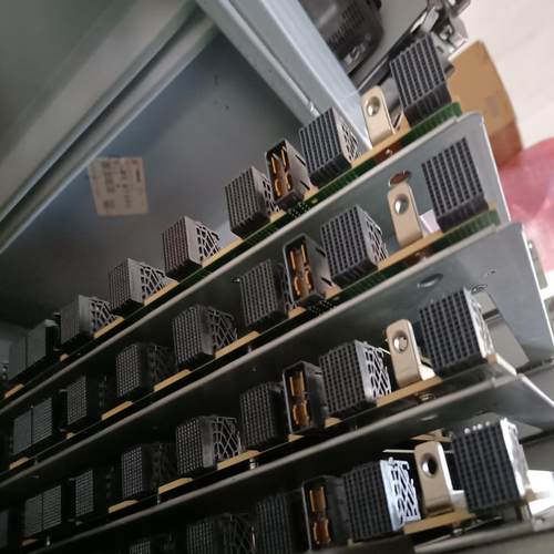 （设备配件）LSUM1FAB12B0 S10512交换网板，B类。拆机。