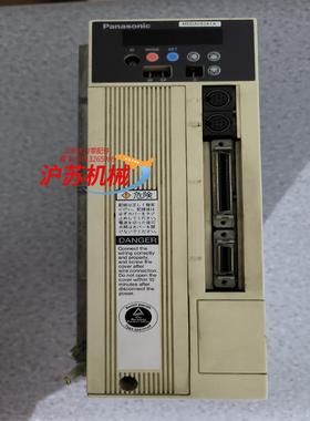 MDDA083A1A，伺服驱动器750W，，实物