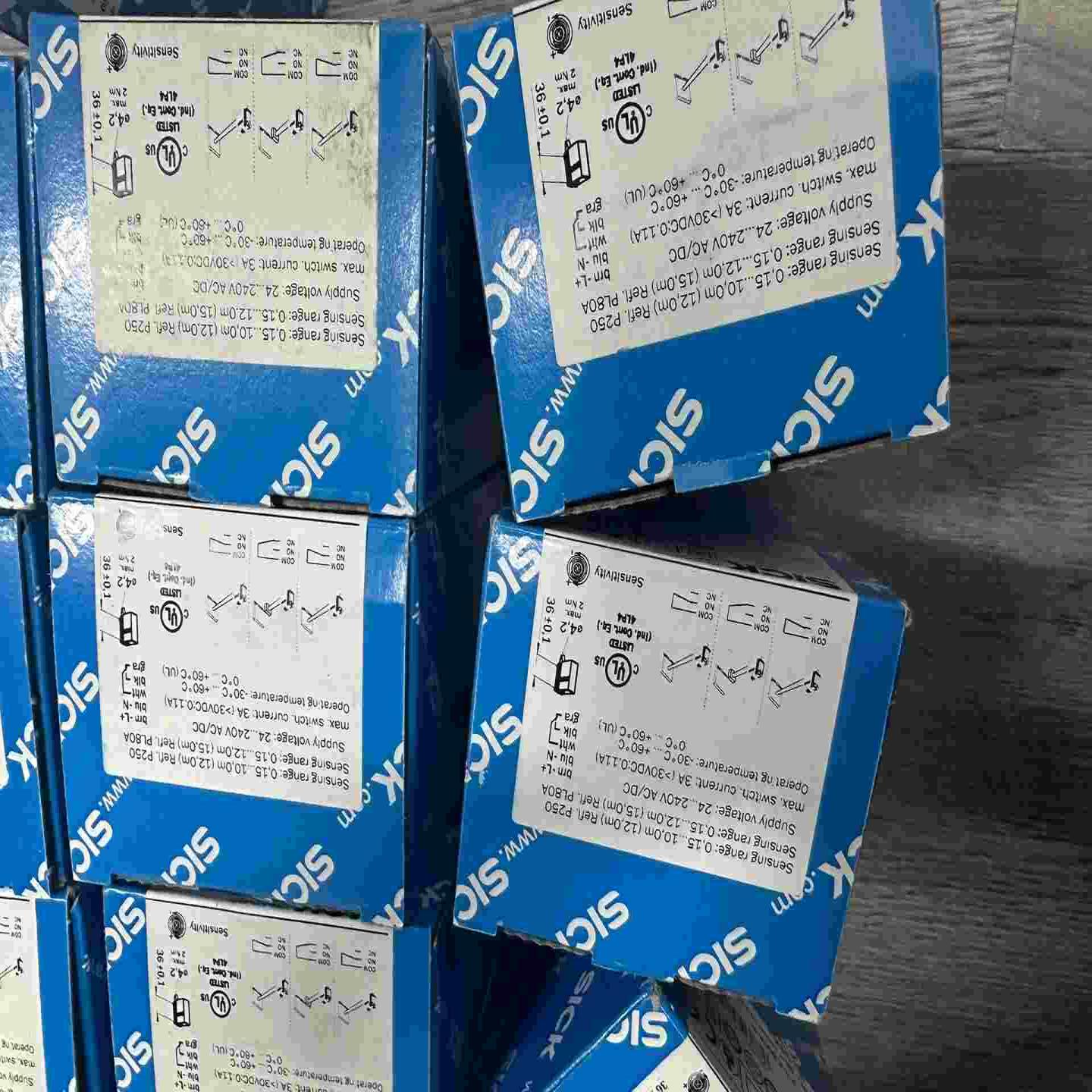 议~西克GL10-R3812光电传感器1065898全新原装正品