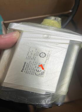 全新原装伺服电机MHMF082L1U2M，片，