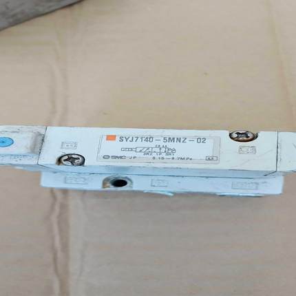 两位五通电磁阀SYJ7140R -5MNZ-02，SYJ714R -5MNZ-01议价