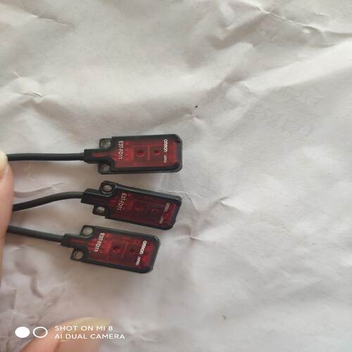 光电传感器光电开关感应器E3T-FD11议价