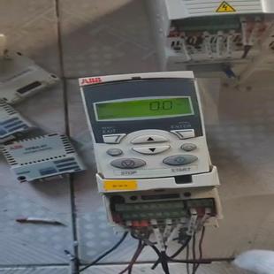 acs355 abb变频器0.75kw 03e 02a4